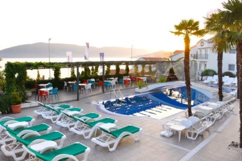 47 bedrooms Commercial property in Herceg Novi, Montenegro No. 66877 7