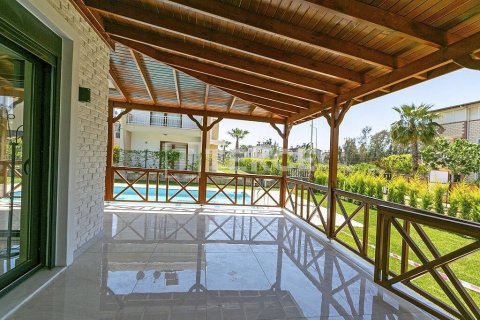 3 bedrooms Villa in Vu Xa, Vietnam No. 10937 5