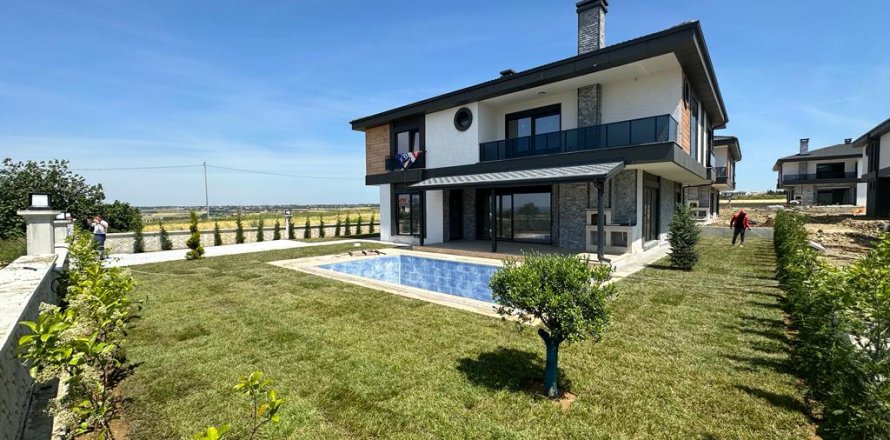 6 bedrooms Villa in Khanh Hoa, Vietnam No. 15520