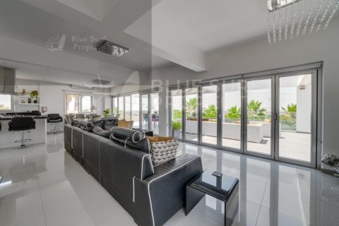 3 bedrooms Villa in Protaras, Cyprus No. 36513 3