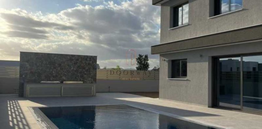 3 bedrooms House in Moni, Cyprus No. 101311