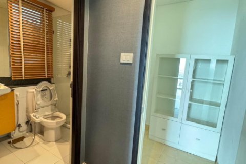 3 bedrooms Apartment in Bangkok, Thailand No. 96456 11