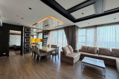 3 bedrooms Apartment in Bangkok, Thailand No. 96456 3
