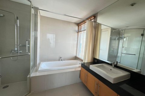 3 bedrooms Apartment in Bangkok, Thailand No. 96456 16