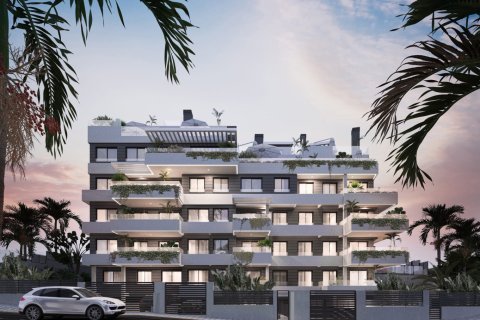 3 dormitorios Apartment en Estepona, Spain No. 112315