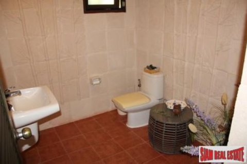 3 bedrooms House in Phuket, Thailand No. 95733 2