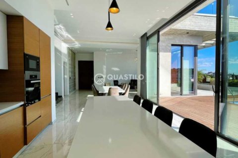 4 bedrooms Villa in Agios Tychonas, Cyprus No. 78331 12