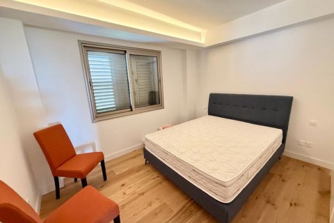 3 bedrooms Apartment in Paphos, Cyprus No. 81512 16