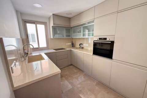 3 bedrooms Apartment in Paphos, Cyprus No. 81512 5