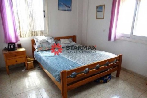 3 bedrooms House in Aradippou, Cyprus No. 82758 9