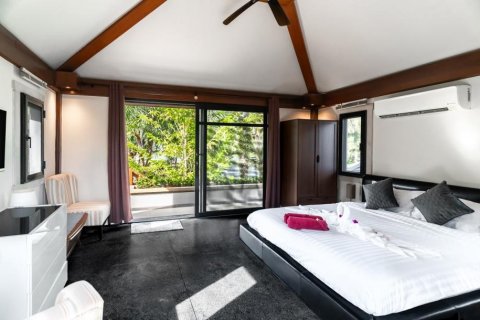 4 bedrooms Villa in Rawai, Thailand No. 96775 3