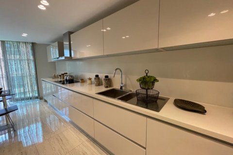 3 bedrooms Apartment in Dong Da, Vietnam No. 13730 8