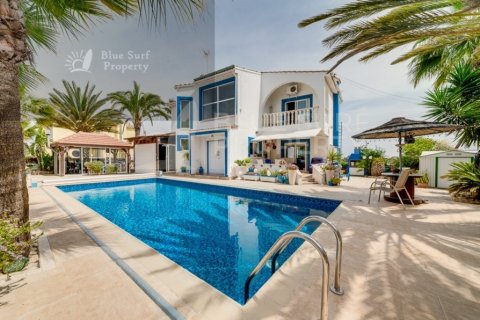 3 dormitorios Villa en Pernera, Cyprus No. 36515 1