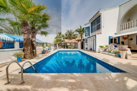 3 dormitorios Villa en Pernera, Cyprus No. 36515 30