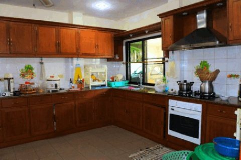 5 bedrooms House in Pattaya, Thailand No. 96549 7