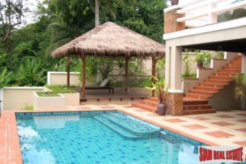 4 bedrooms Villa in Phang Nga, Thailand No. 95801 13