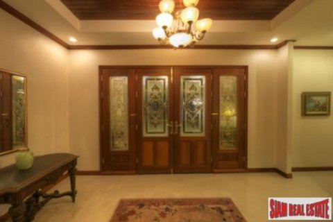 4 bedrooms Villa in Phang Nga, Thailand No. 95801 12