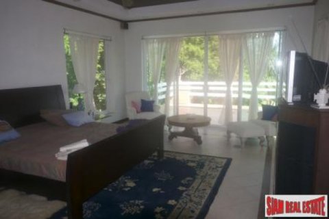 4 bedrooms Villa in Phang Nga, Thailand No. 95801 8