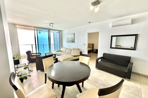 1 bedroom Apartment in Panama City, Panama No. 110385 2