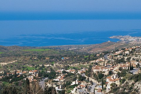 4 bedrooms Villa in Paphos, Cyprus No. 99340 3