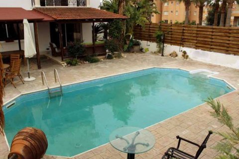 5 dormitorios Villa en Paphos, Cyprus No. 84396 3