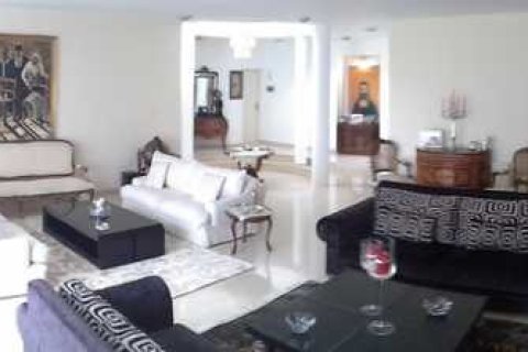 5 dormitorios Villa en Paphos, Cyprus No. 84396 6