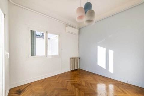 3 bedrooms House in Nice, France No. 69682 6