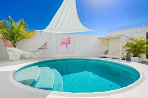 3 bedrooms Duplex on the Tenerife, Spain No. 129465