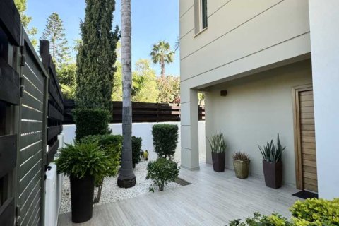 5 dormitorios Villa en Pyrgos, Cyprus No. 62489 2