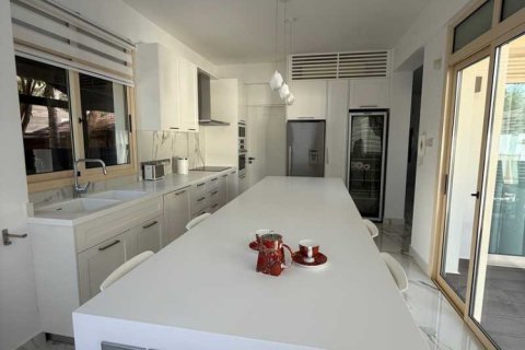 5 dormitorios Villa en Pyrgos, Cyprus No. 62489 9