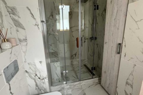 5 dormitorios Villa en Pyrgos, Cyprus No. 62489 5