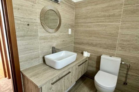 5 dormitorios Villa en Pyrgos, Cyprus No. 62489 4