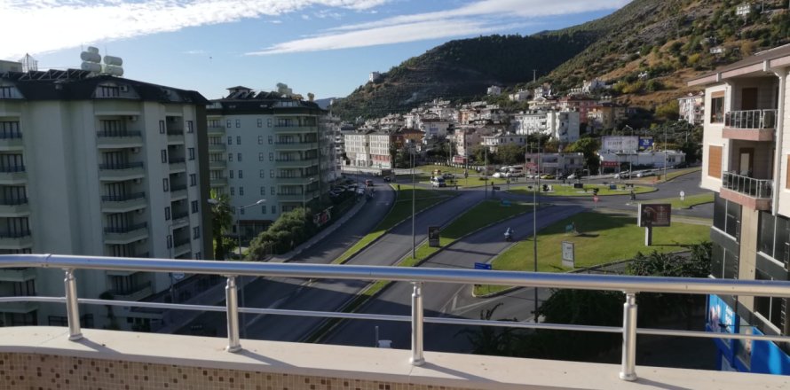 5 bedrooms Apartment in Alanya, Turkey No. 12458