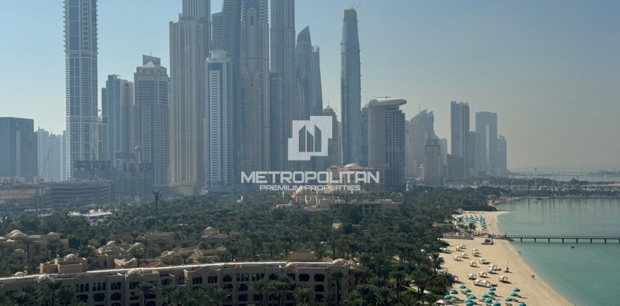 2 bedrooms Apartment in Palm Jumeirah, UAE No. 119847