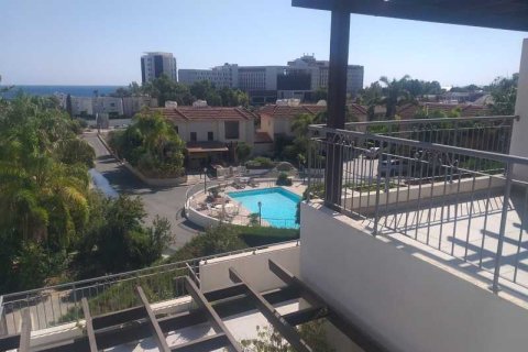 2 bedrooms Apartment in Agios Tychonas, Cyprus No. 63640 10
