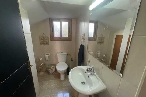 5 chambres House à Agios Athanasios, Cyprus No. 65324 10