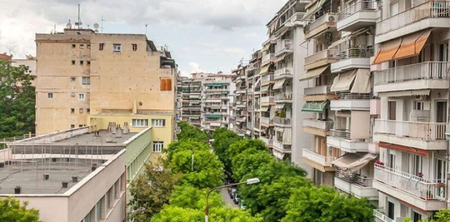 Studio Apartment in Thessaloniki, Greece No. 107294