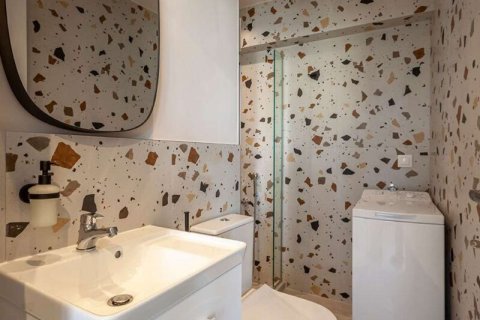 81m² Apartment in Thessaloniki, Greece No. 107294 8