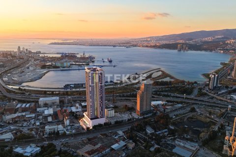 2 bedrooms Apartment in Izmir, Turkey No. 86534