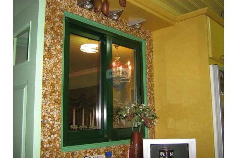 3 bedrooms House in Pervolia, Cyprus No. 77167 12