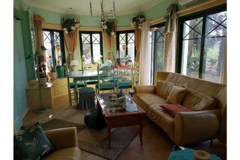 3 bedrooms House in Pervolia, Cyprus No. 77167 9