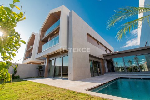 6 bedrooms Villa in Antalya, Turkey No. 92748