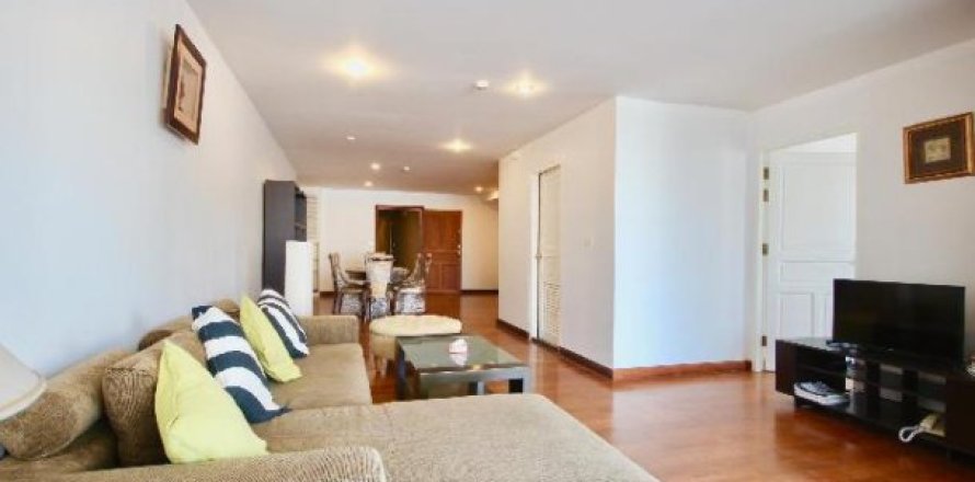 2 chambres House à Bangkok, Thailand No. 98096