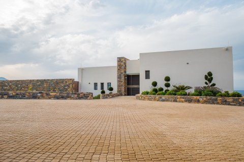 5 bedrooms Villa in Lasithi, Greece No. 104432 18