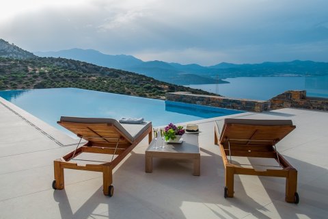 5 bedrooms Villa in Lasithi, Greece No. 104432 1