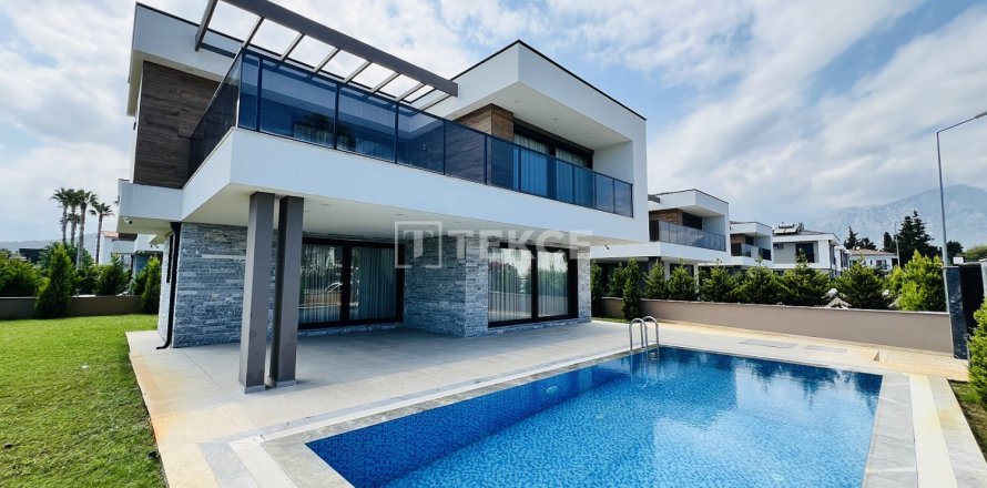 4 bedrooms Villa in Nenh, Vietnam No. 20731