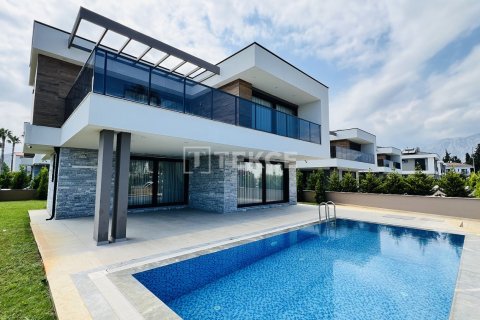 4 bedrooms Villa in Kemer, Turkey No. 20731