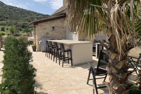 3 bedrooms House in Foinikaria, Cyprus No. 78336 9