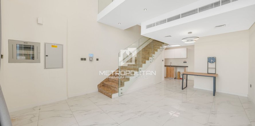 1 bedroom Townhouse in Rukan, UAE No. 119806