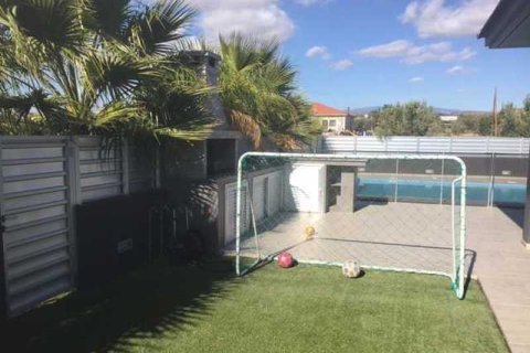 4 bedrooms House in Ypsonas, Cyprus No. 29533 8